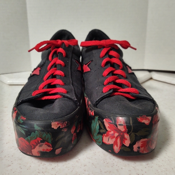 Converse One Star Platform Sneakers, 9.  Rare Find. ( SAVE $240 today!! ) FINAL. - Picture 5 of 6